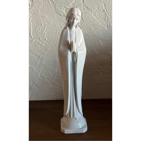 🌹HOMCO brand Elegant White Ceramic Figurine of the Virgin Mary Mother of God🌹 - Picture 1 of 6